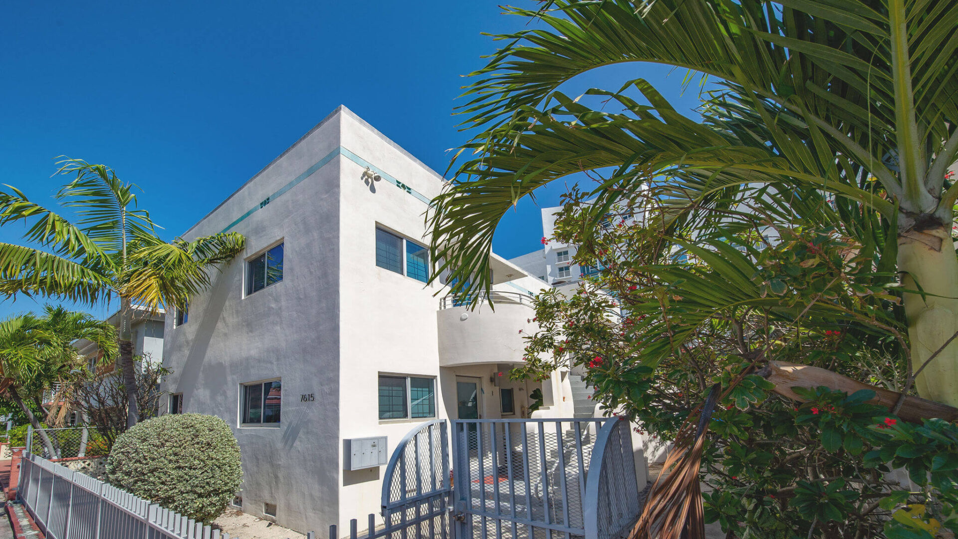 7615 Harding Ave, Miami Beach, Fl 33141 Miami Real Estate Photographers